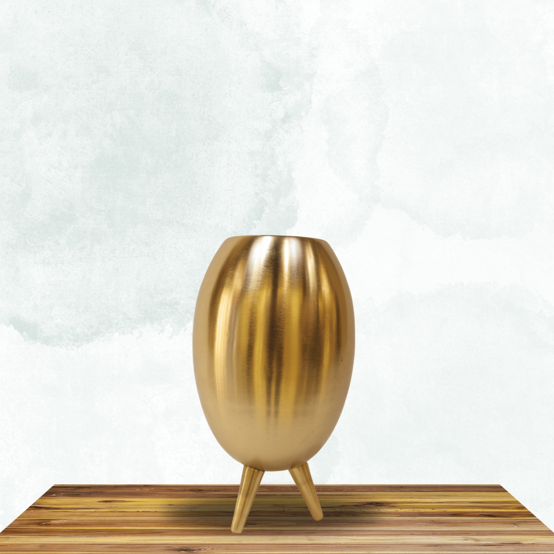 Luxurious Golden Metal Flower Vase
