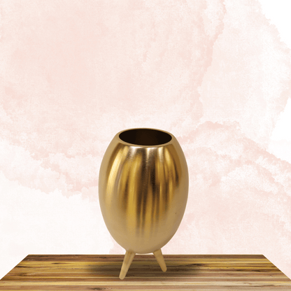 Luxurious Golden Metal Flower Vase