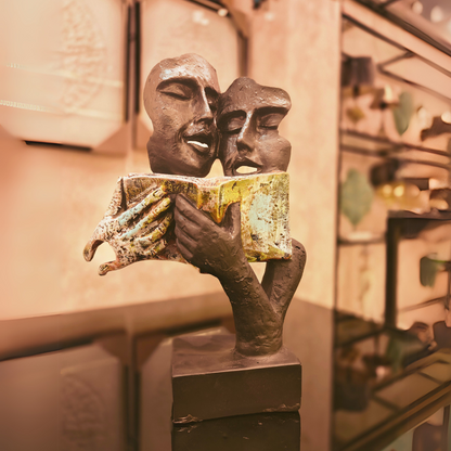 Couple Statue Art Statue